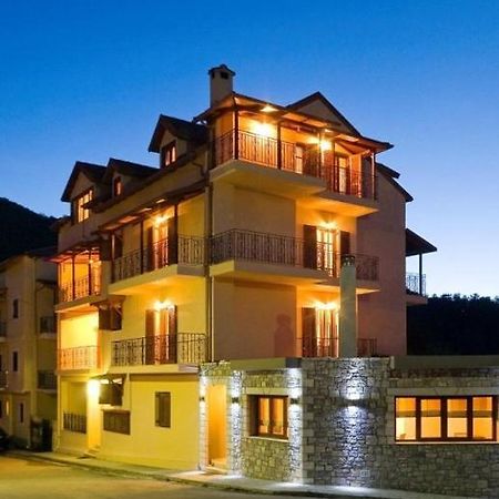 Krinides Hotel Kalavryta Esterno foto