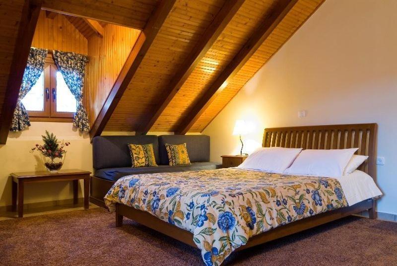 Krinides Hotel Kalavryta Camera foto